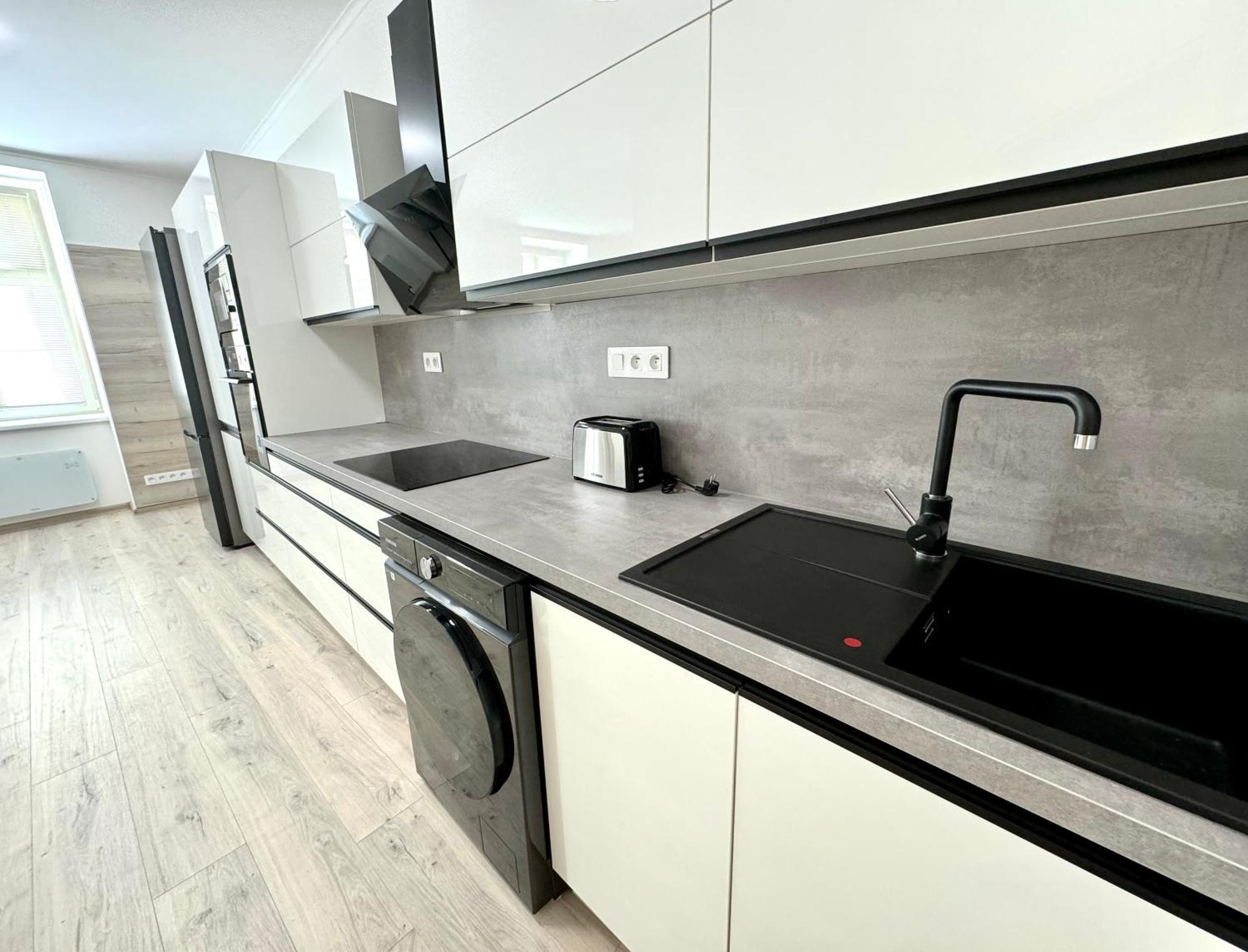 Rivercity Apartments Karlovy Vary Exterior photo